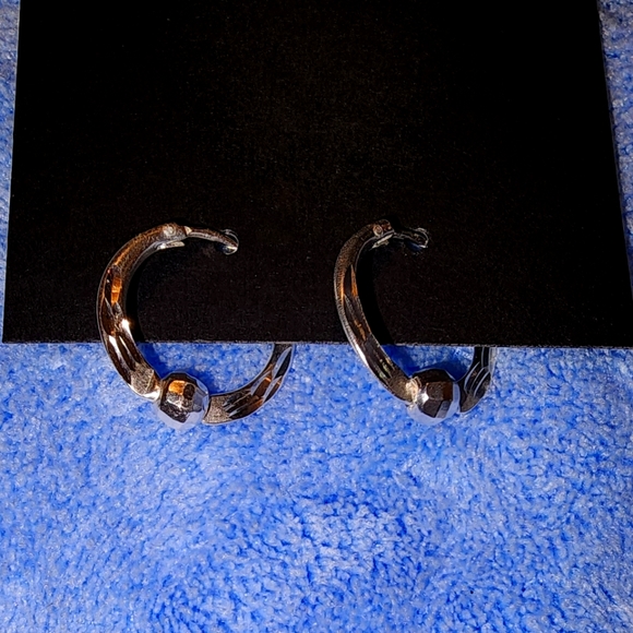 Sterling Silver hoop earrings - Picture 1 of 5